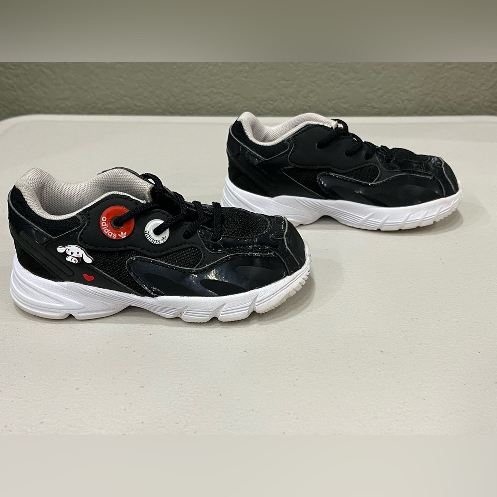 Adidas Originals Hello Kitty Astir Sneakers Black Toddler Size 8k